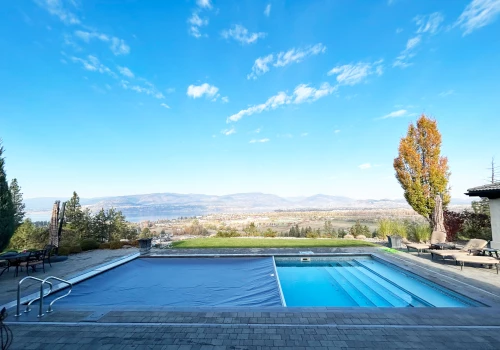 Is It Time To Refresh Your Automatic Pool Cover Fabric?