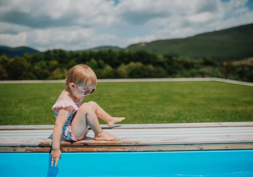 Pool Covers You Can Walk On In Canada: Is That for Real?